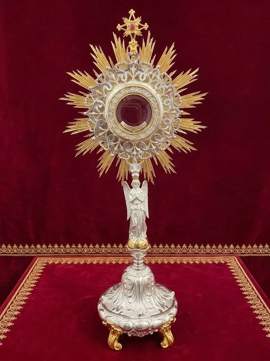 Custodia / Ostensorio en plata y plata sobredorada con ángel adorador (63 cm)