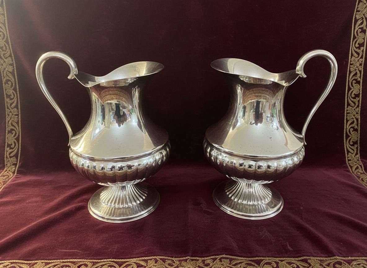 Pareja de jarras de alpaca plateada (18 cm)