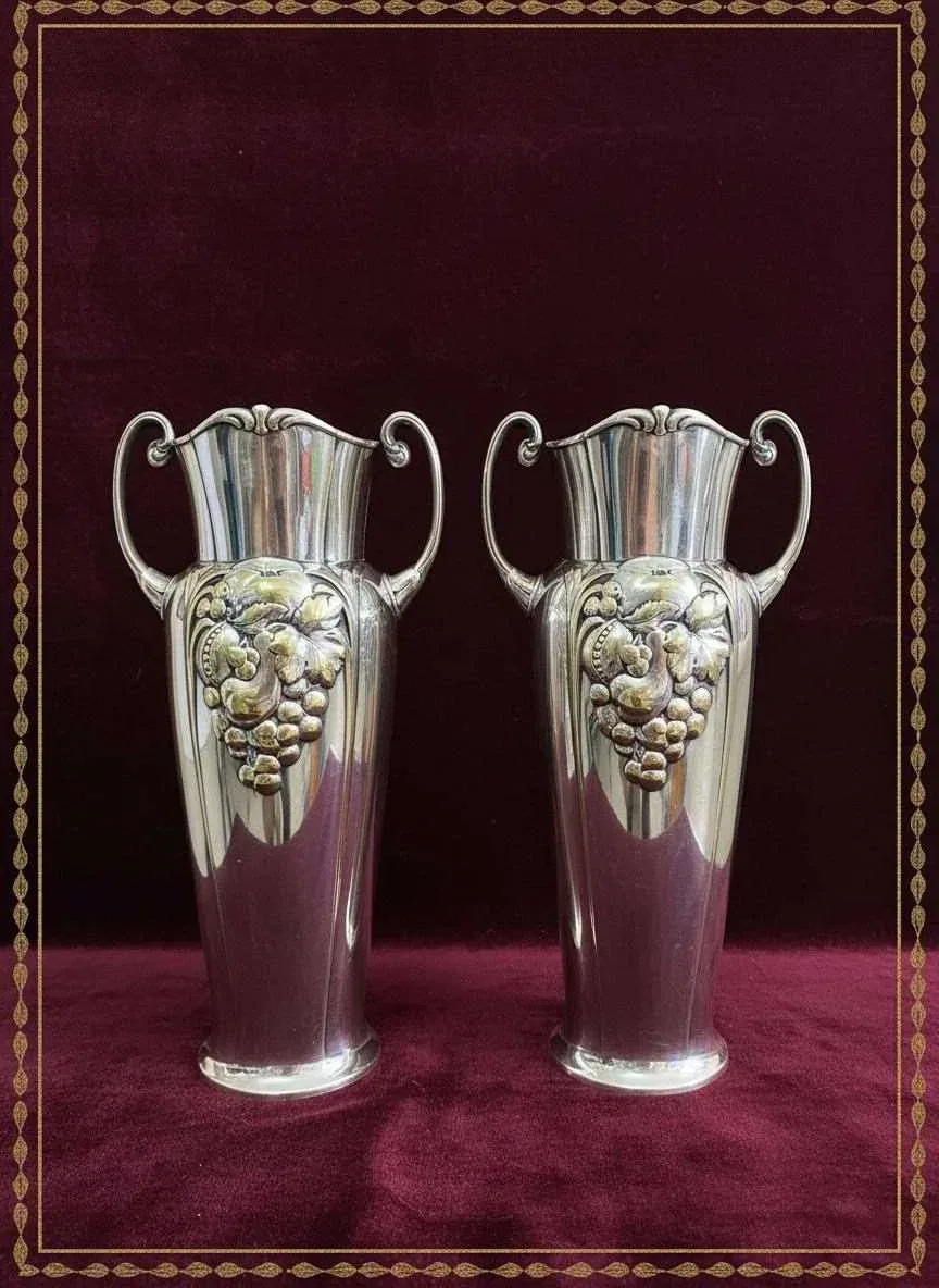Pareja de jarrones WMF plateados Art Nouveau (31 cm)